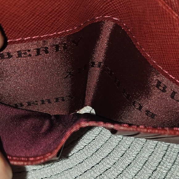 Authentic Burberry Vintage Nova Check Wallet - Brand New Condition - Picture 6 of 16